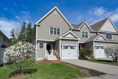 27 Autumn Ln #27