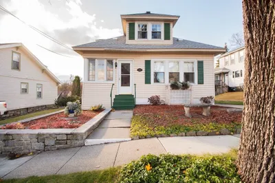 25 Wyola Dr 1
