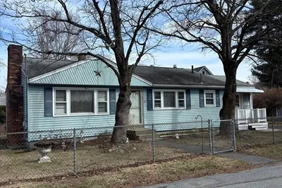30 Caleb St