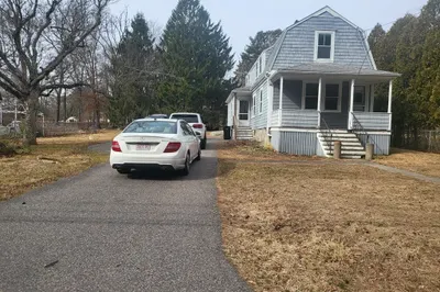 292 Chase Rd 1