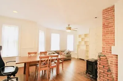 31 Jefferson St #2