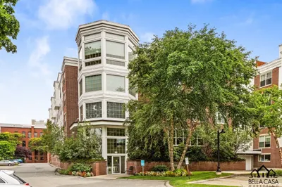 248 Albion Street #215 1