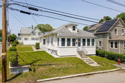 89 Edgewood Ave