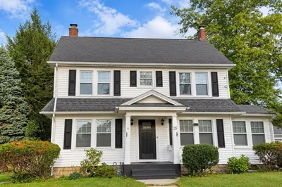 25 Wexford St 1