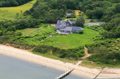 139 Chappaquiddick Road 1