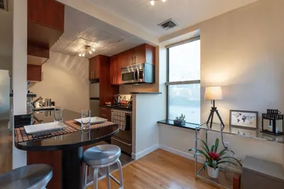 5 Grove Street #5