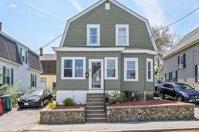 8 Dracut St