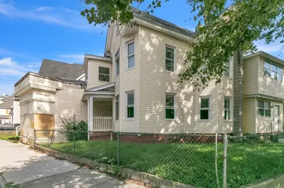 301-303 Belmont Ave 1