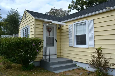 44 Brookside Circle