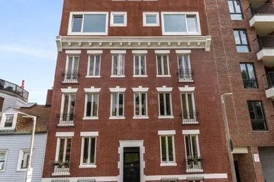 103 Charter St #1 1