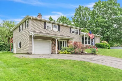 48 Hillside Ave 1
