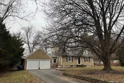 16 Curtis Road 1