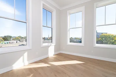 4-8 Franklin Street #303