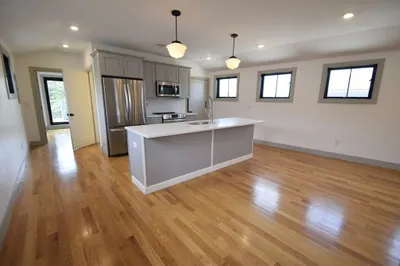 15 Maywood St #4