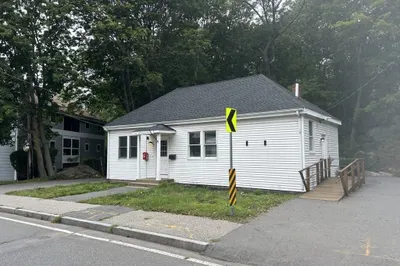630 Salem St 1