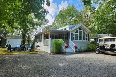 185 Cotuit Rd #MA 5
