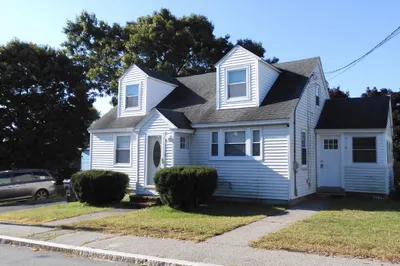 31 Calumet Rd 1