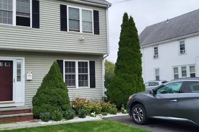 15 Atwood Ave #15 1