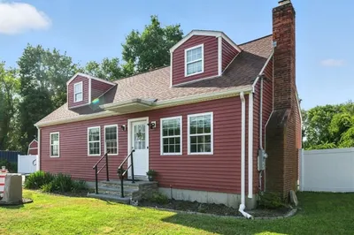 144 Willard Ave