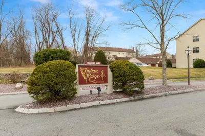 83 Apache Way #83