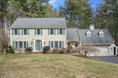 22 Brownstone Ln 1