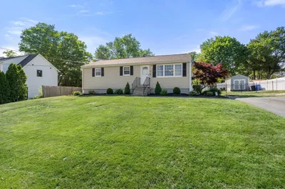 10 Vassar Dr