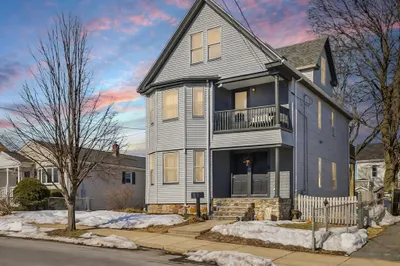 325 Mountain Ave