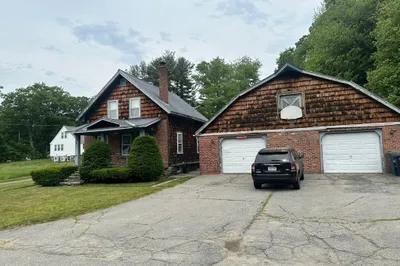 11 Alpha Rd