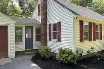 83 Woodridge Rd 1