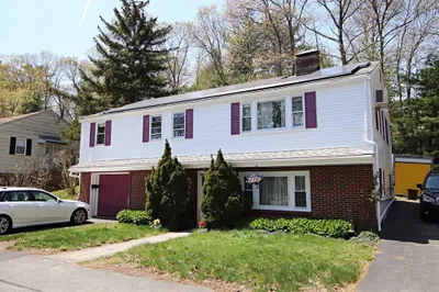 10 Pillings Road 1