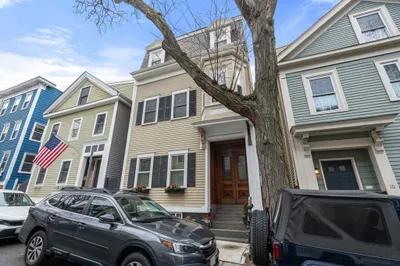 8 Trenton St #2