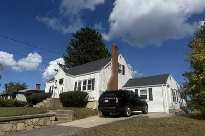 208 Green Street #2 1
