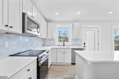 6 Garfield Ave #3