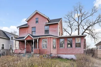 75 Shamrock St 1