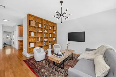 168 West 9th St #1