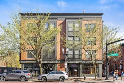 2 E Concord St #1