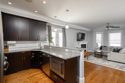 39 Coffey St #2 1