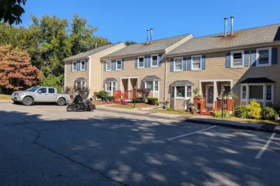 24 Charles St #10 1
