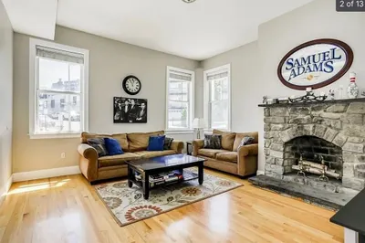 25-27 Dorchester St #1