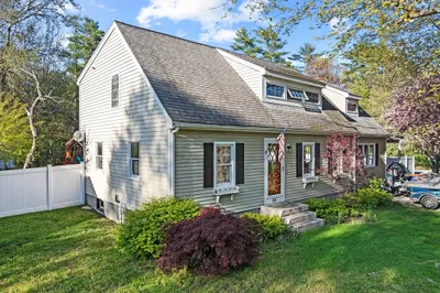 24 White Pine Ave 1