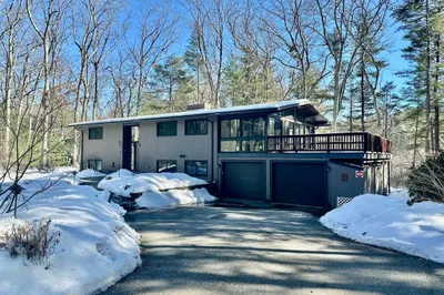 25 Raynor Rd