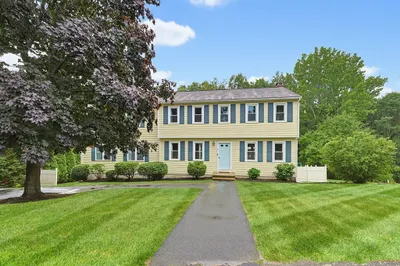 4 Cormier Cir