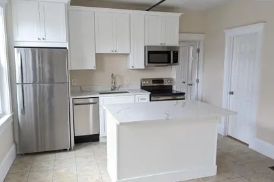 402 Neponset Ave #2L