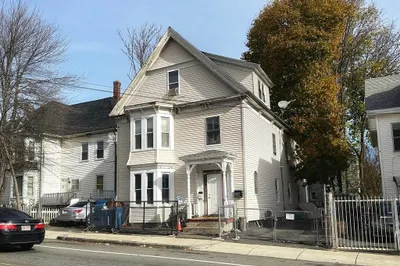 67 Milton St