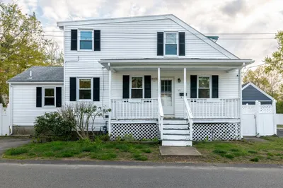 174 Bourne St