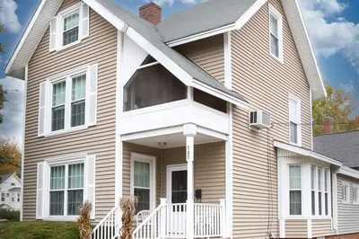 145 Elm St 1