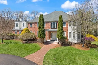 7 Dry Pond Rd 1