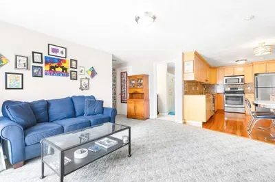 1235 N Shore Rd #1B