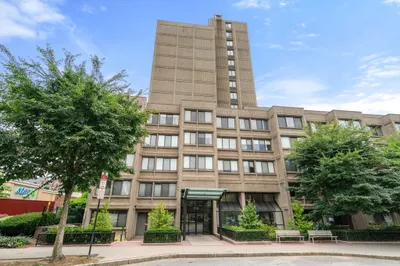 1731 Beacon St #706