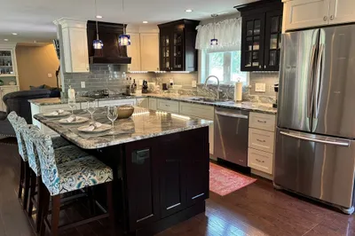 55 Ekstrom Cir